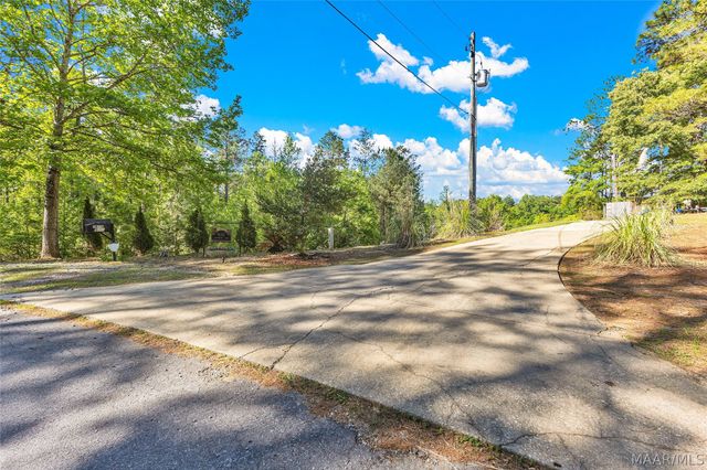 500 Cartwright Road, Titus, AL 36080