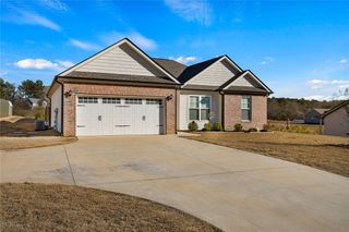 213 Boggs Road, Belton, SC 29627