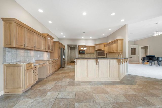 1618 Autumn Run, Fort Wayne, IN 46845