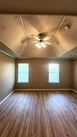 13821 Pawnee Drive, Edmond, OK 73013