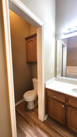 13821 Pawnee Drive, Edmond, OK 73013
