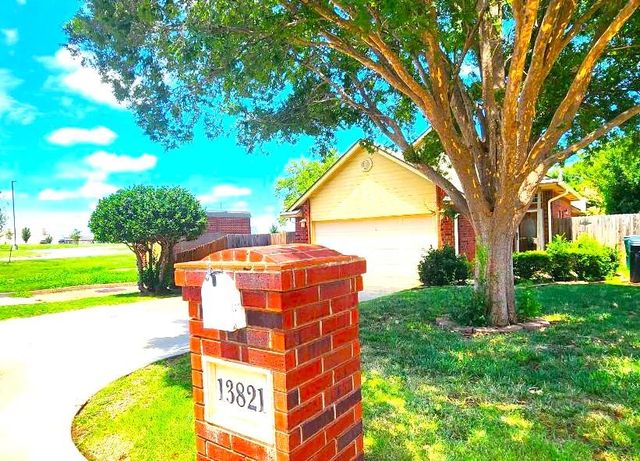 13821 Pawnee Drive, Edmond, OK 73013