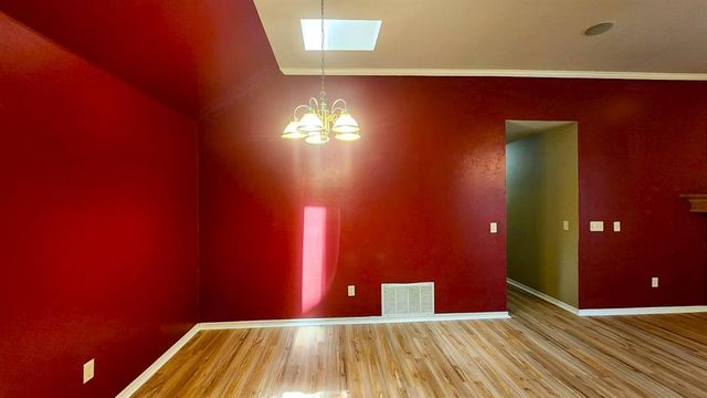 13821 Pawnee Drive, Edmond, OK 73013
