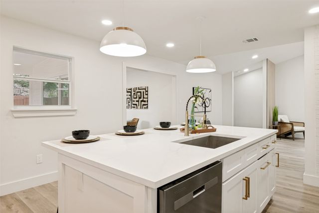 2931 Maydelle Lane, Farmers Branch, TX 75234