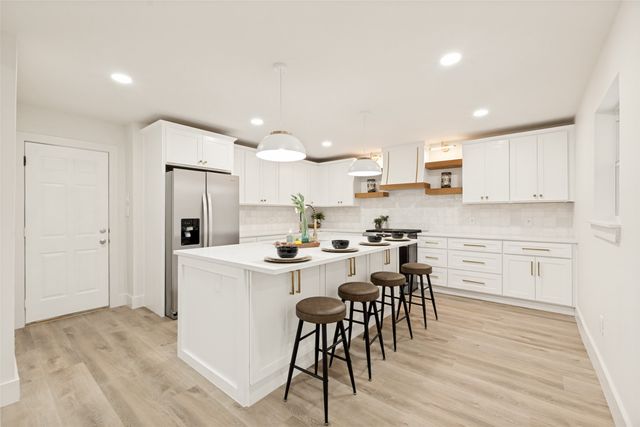 2931 Maydelle Lane, Farmers Branch, TX 75234