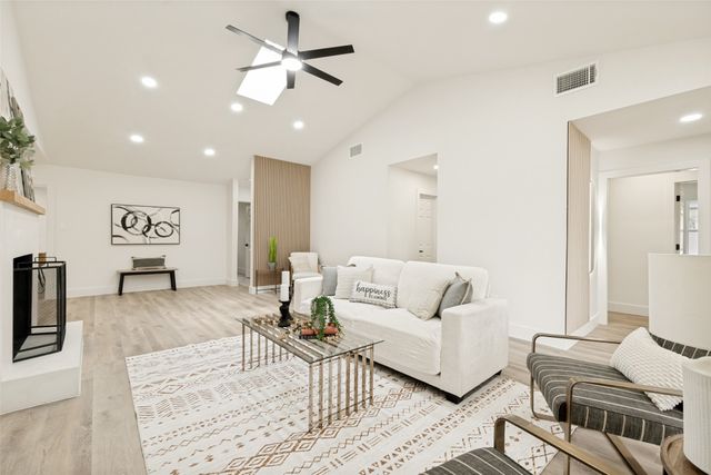 2931 Maydelle Lane, Farmers Branch, TX 75234