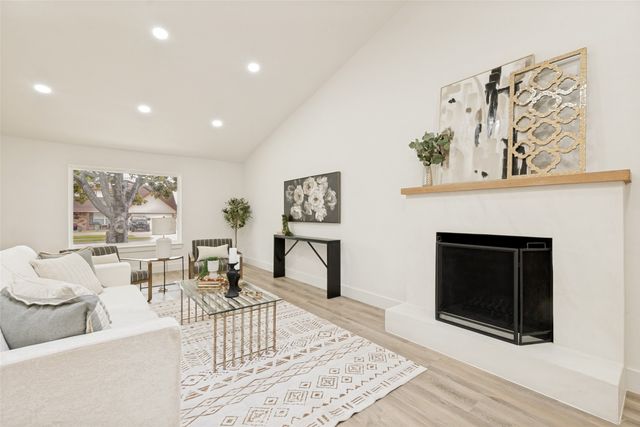 2931 Maydelle Lane, Farmers Branch, TX 75234
