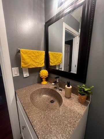 904 Binns Boulevard, Columbus, OH 43204