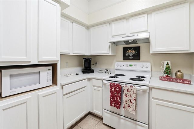 2801 Chancellorsville Dr Apt 917, Tallahassee, FL 32312