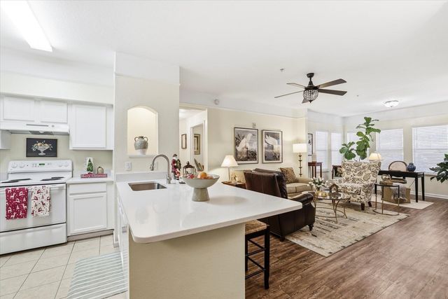 2801 Chancellorsville Dr Apt 917, Tallahassee, FL 32312