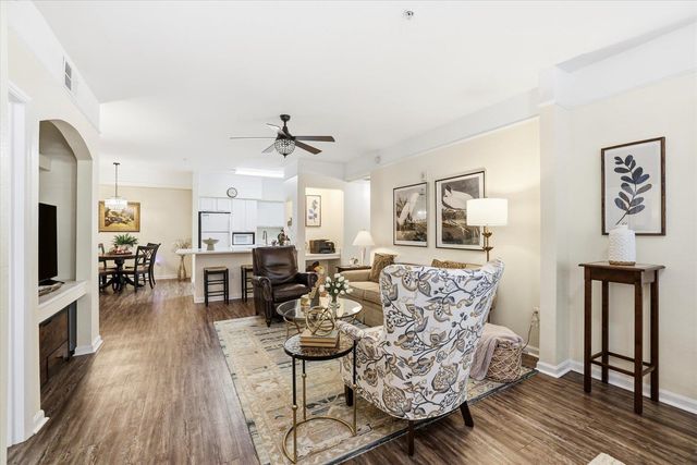 2801 Chancellorsville Dr Apt 917, Tallahassee, FL 32312