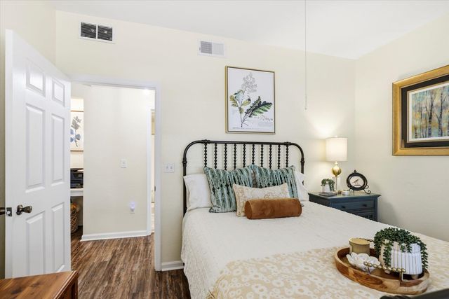 2801 Chancellorsville Dr Apt 917, Tallahassee, FL 32312