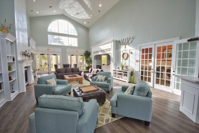 2801 Chancellorsville Dr Apt 917, Tallahassee, FL 32312