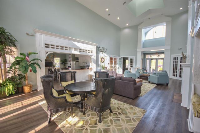 2801 Chancellorsville Dr Apt 917, Tallahassee, FL 32312