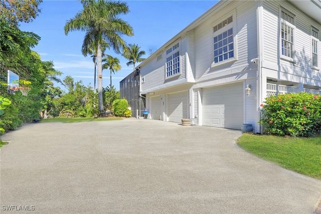 15499 Thory CT, Fort Myers, FL 33908