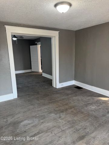 829 S 37th St, Louisville, KY 40211