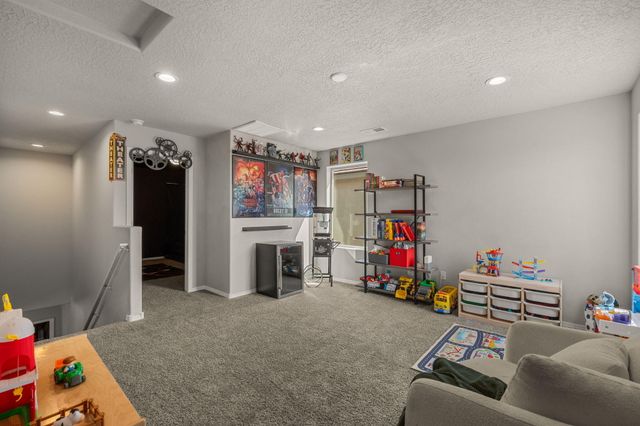 3200 Tazanita Loop SE, Rio Rancho, NM 87124