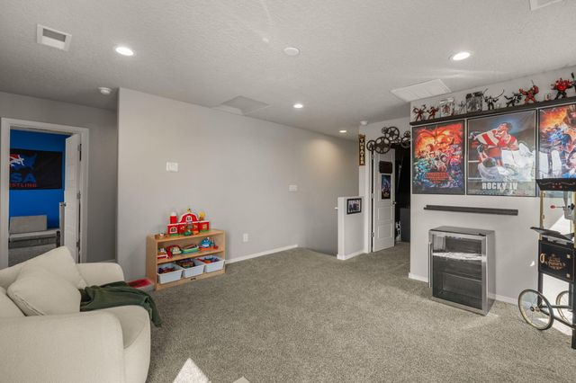 3200 Tazanita Loop SE, Rio Rancho, NM 87124