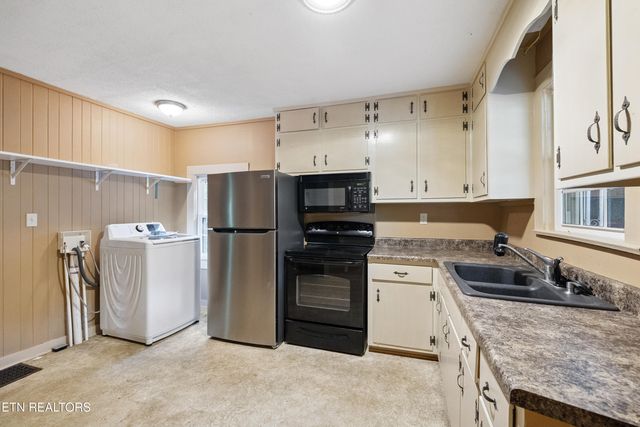 1200 Forest Ave, Maryville, TN 37804