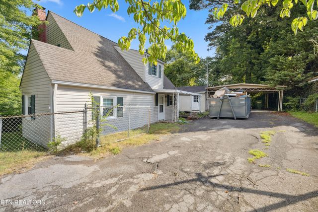 1200 Forest Ave, Maryville, TN 37804