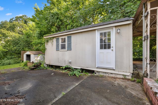 1200 Forest Ave, Maryville, TN 37804