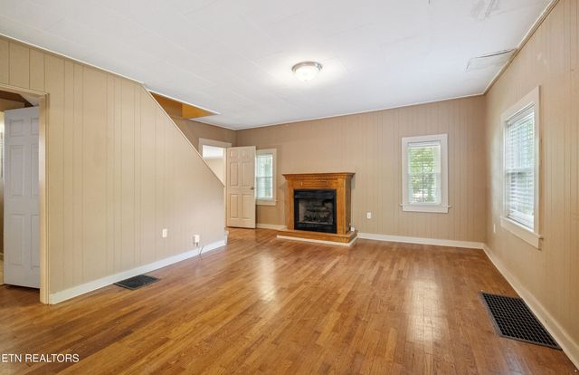 1200 Forest Ave, Maryville, TN 37804
