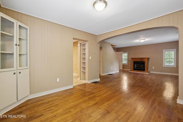 1200 Forest Ave, Maryville, TN 37804