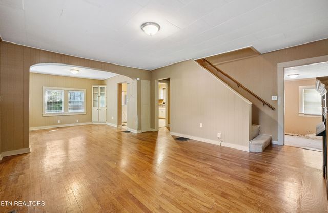 1200 Forest Ave, Maryville, TN 37804