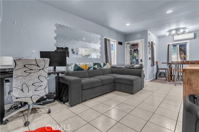 12140 Lowemont, Norwalk, CA 90650