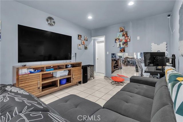 12140 Lowemont, Norwalk, CA 90650