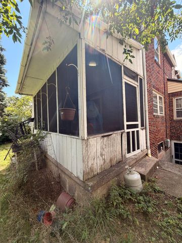 3806 HILLCREST RD, Harrisburg, PA 17109