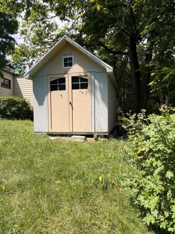 3806 HILLCREST RD, Harrisburg, PA 17109