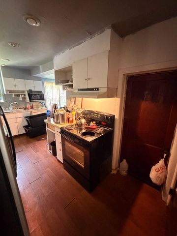 3806 HILLCREST RD, Harrisburg, PA 17109