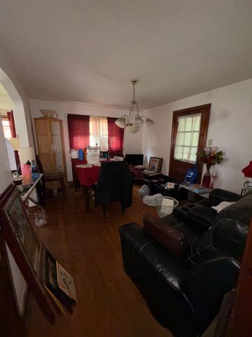 3806 HILLCREST RD, Harrisburg, PA 17109