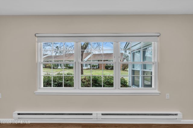 933B Thornhill Court, Lakewood, NJ 08701