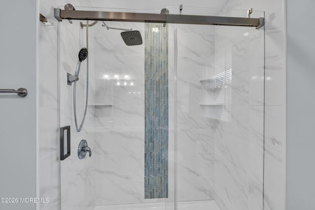 933B Thornhill Court, Lakewood, NJ 08701