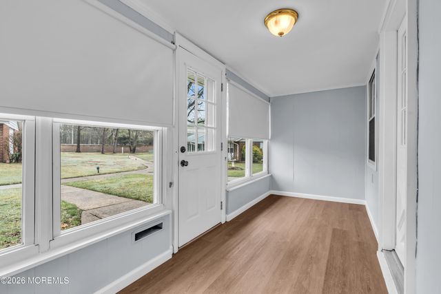 933B Thornhill Court, Lakewood, NJ 08701