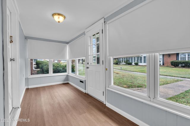 933B Thornhill Court, Lakewood, NJ 08701