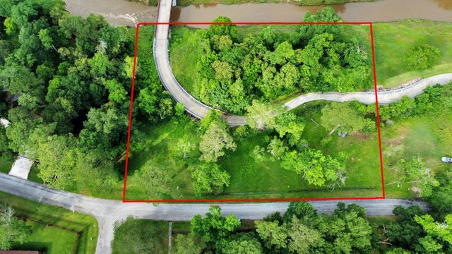 0 Bretshire Dr, Houston, TX 77016