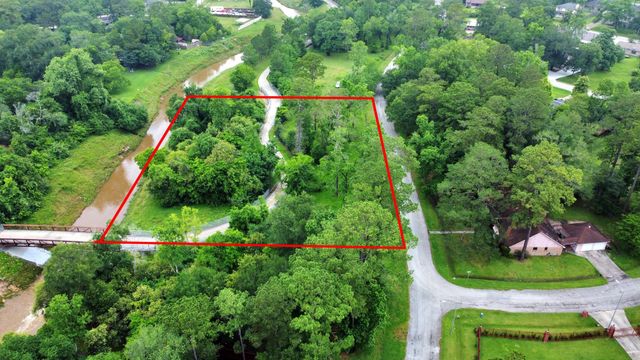 0 Bretshire Dr, Houston, TX 77016
