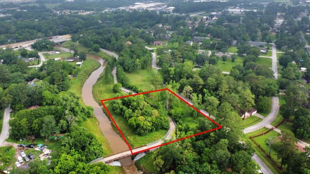 0 Bretshire Dr, Houston, TX 77016