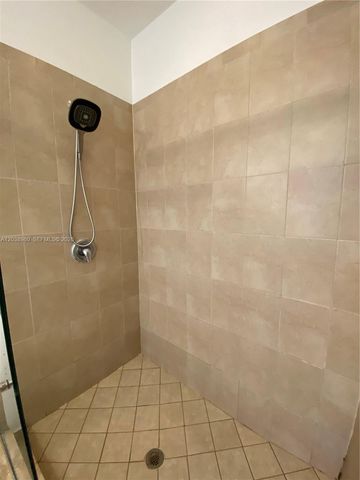11725 SW 150th Place 11725, Miami, FL 33196