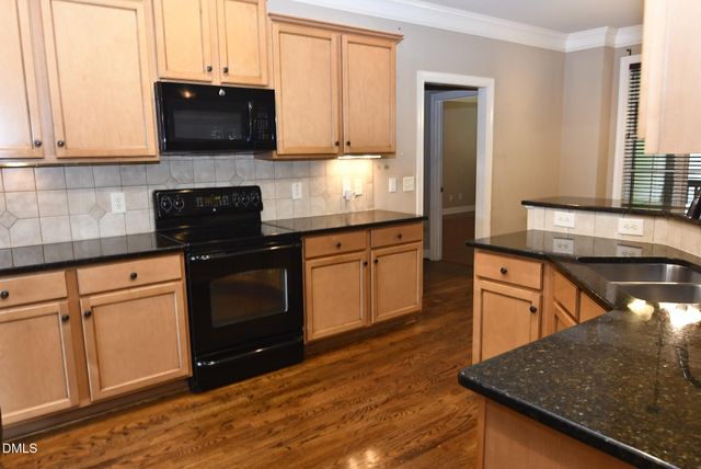 1337 Old Bramble Lane, Fuquay Varina, NC 27526