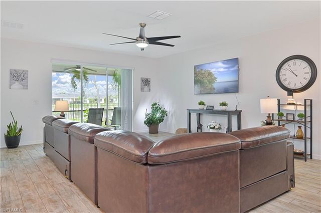 8784 Cascade Price CIR, North Fort Myers, FL 33917