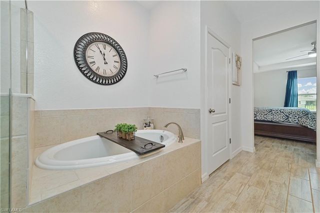 8784 Cascade Price CIR, North Fort Myers, FL 33917