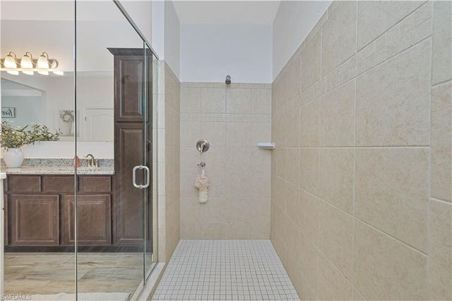 8784 Cascade Price CIR, North Fort Myers, FL 33917