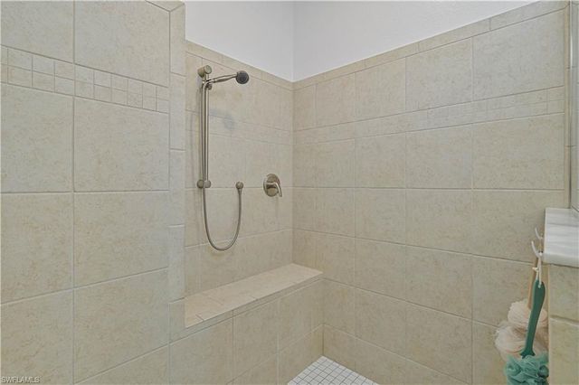 8784 Cascade Price CIR, North Fort Myers, FL 33917