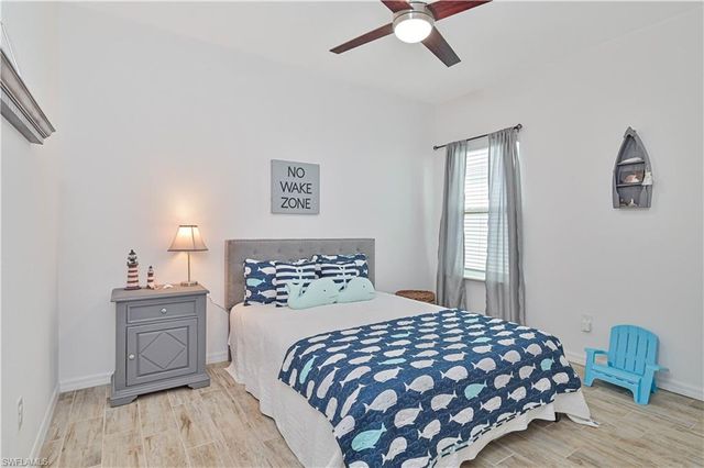 8784 Cascade Price CIR, North Fort Myers, FL 33917