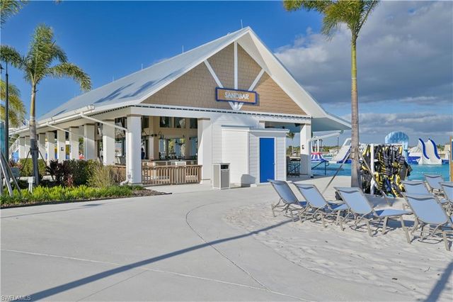 8784 Cascade Price CIR, North Fort Myers, FL 33917