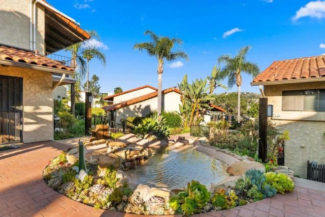 1915 Estrella De Mar Court A, Carlsbad, CA 92009